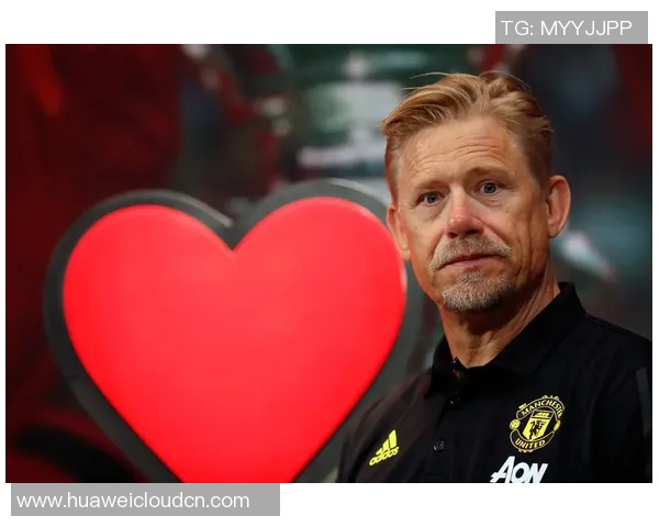 170足球球星的传奇故事与成就探索：从青涩少年到全球巨星的成长之路