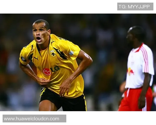 足球巨星风采集锦：回顾顶级球员经典瞬间与精彩进球表现